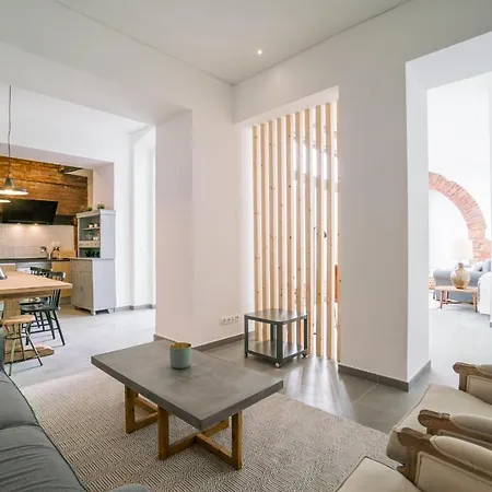 Aparthotel Alfama Luxury Lofts 4*