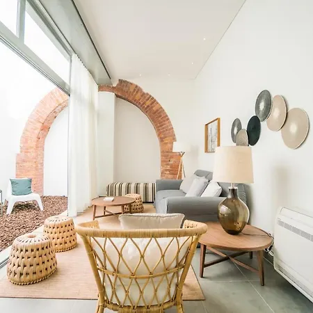 Alfama Luxury Lofts 4*