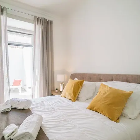 Aparthotel Alfama Luxury Lofts 4*